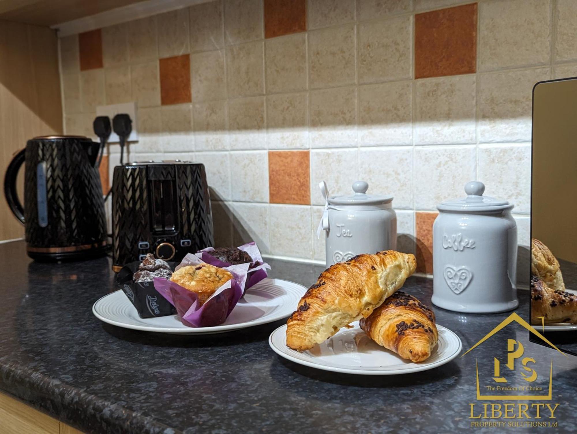 6 Guests * 4 Bedroom * Free Wi-Fi *Huntingdon Exterior foto
