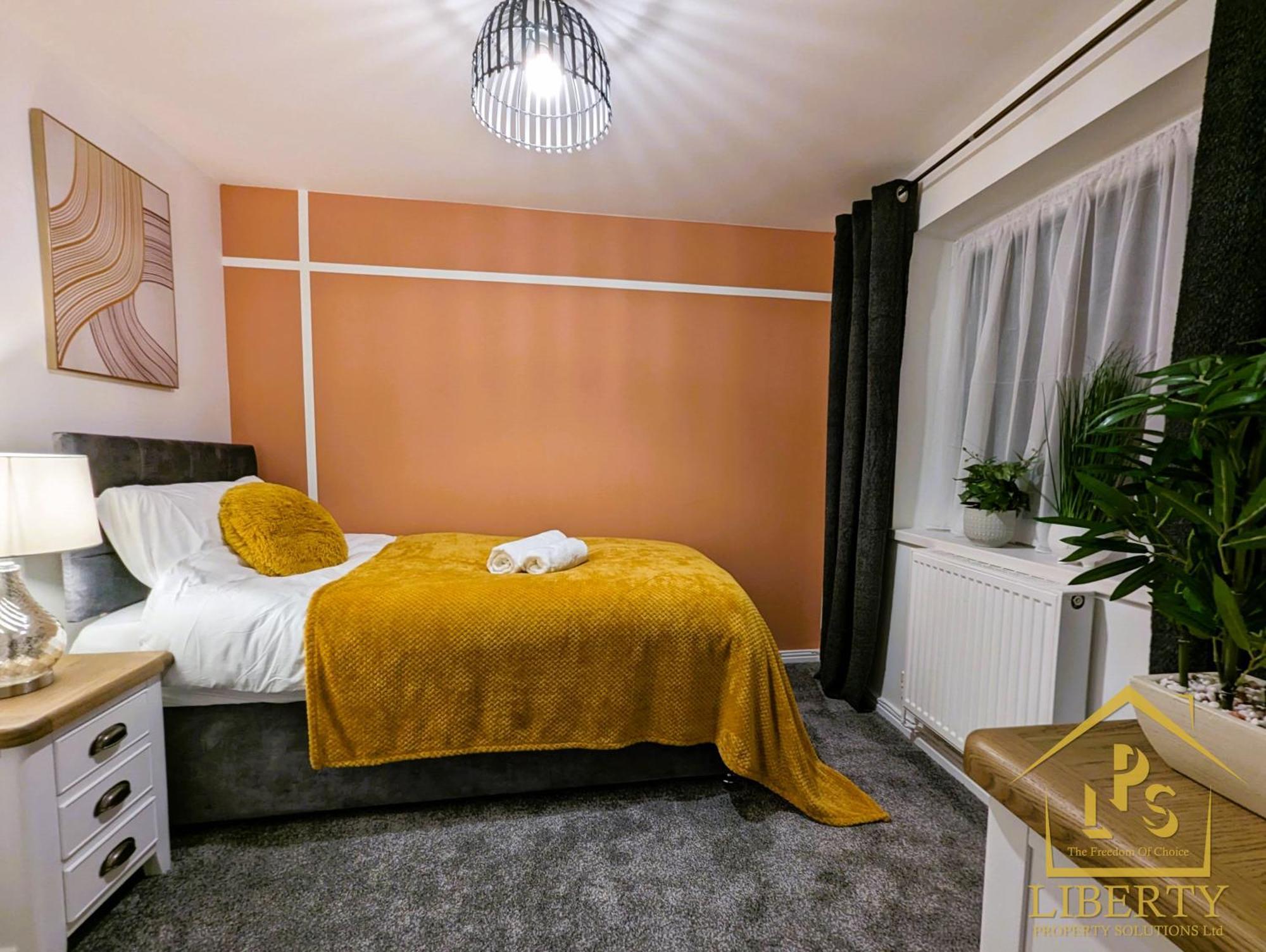 6 Guests * 4 Bedroom * Free Wi-Fi *Huntingdon Exterior foto