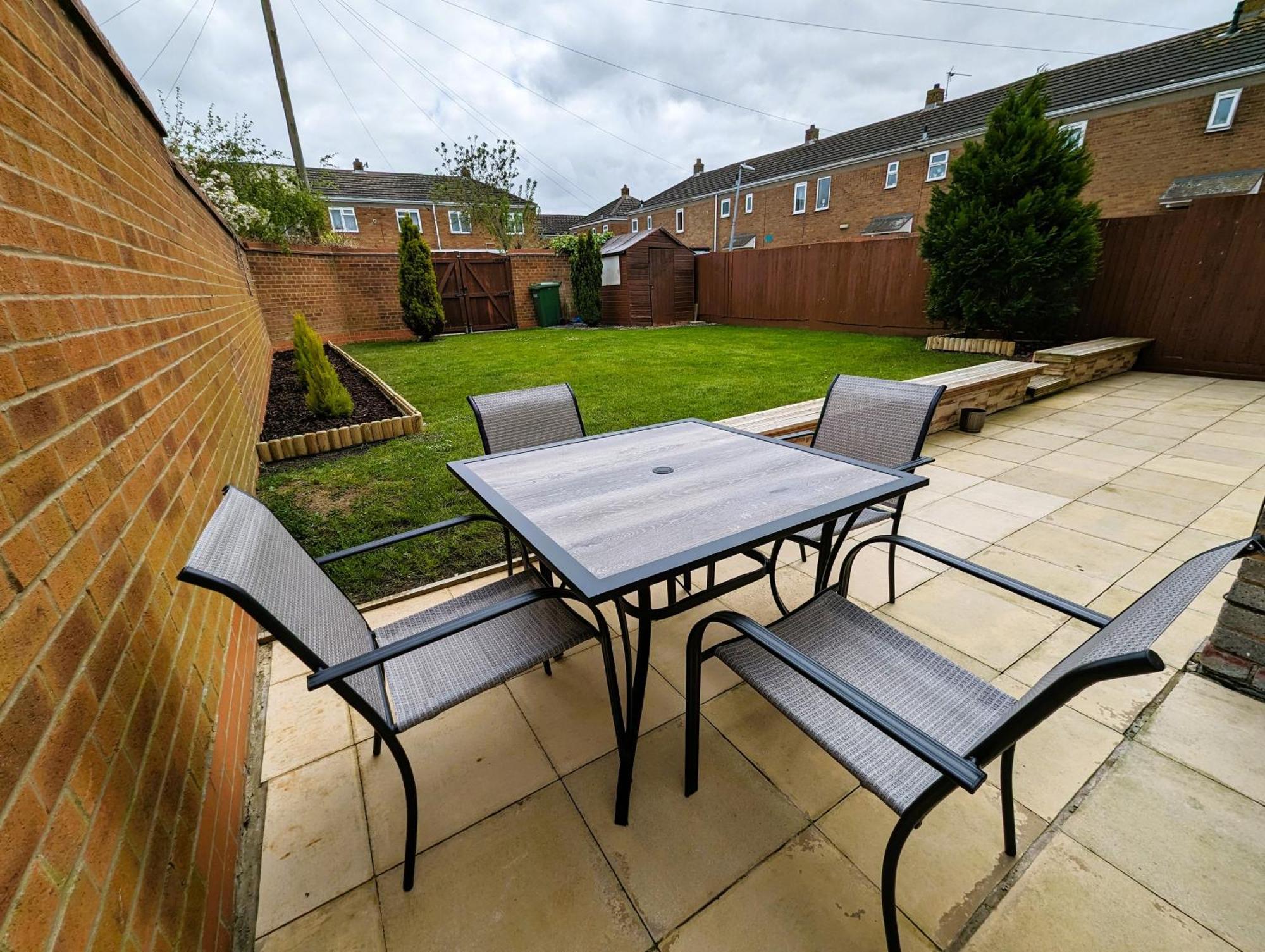 6 Guests * 4 Bedroom * Free Wi-Fi *Huntingdon Exterior foto